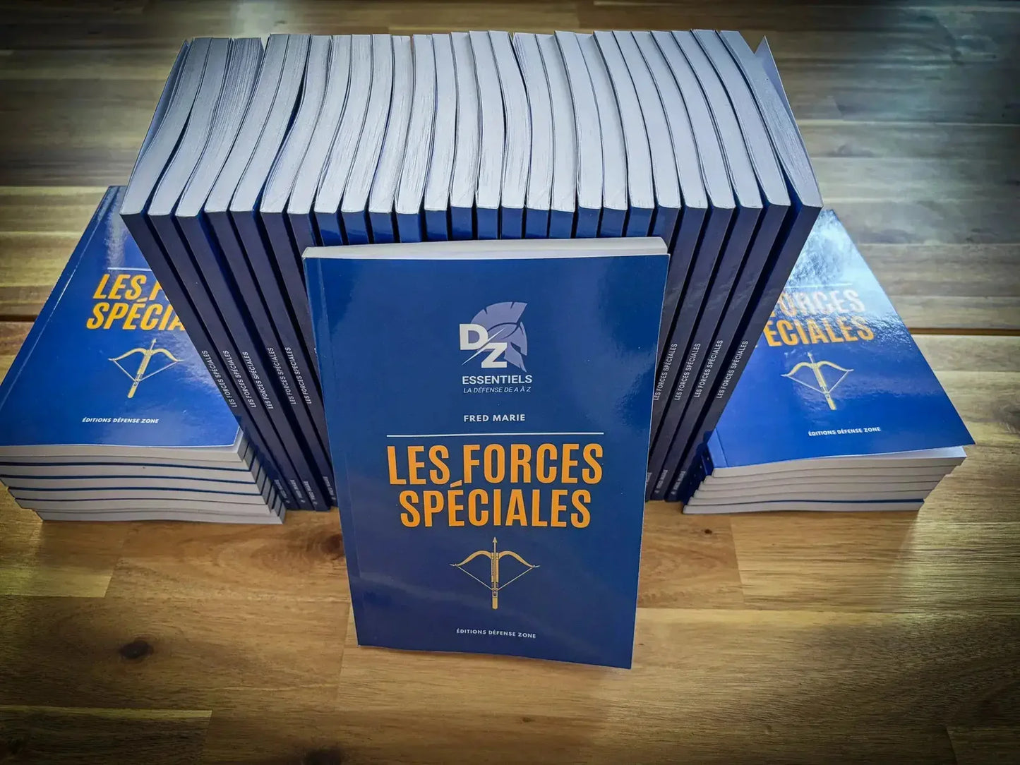 Livre "Les forces spéciales" de Fred Marie (éditions DÉFENSE ZONE)