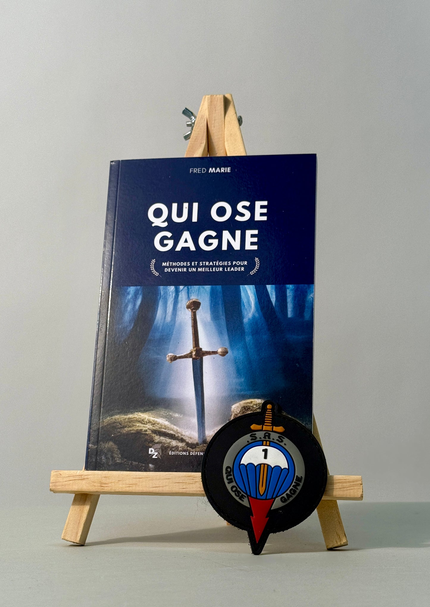 PACK Livre "Qui Ose Gagne" de Fred Marie + Patch 1er RPIMa "Qui ose Gagne"