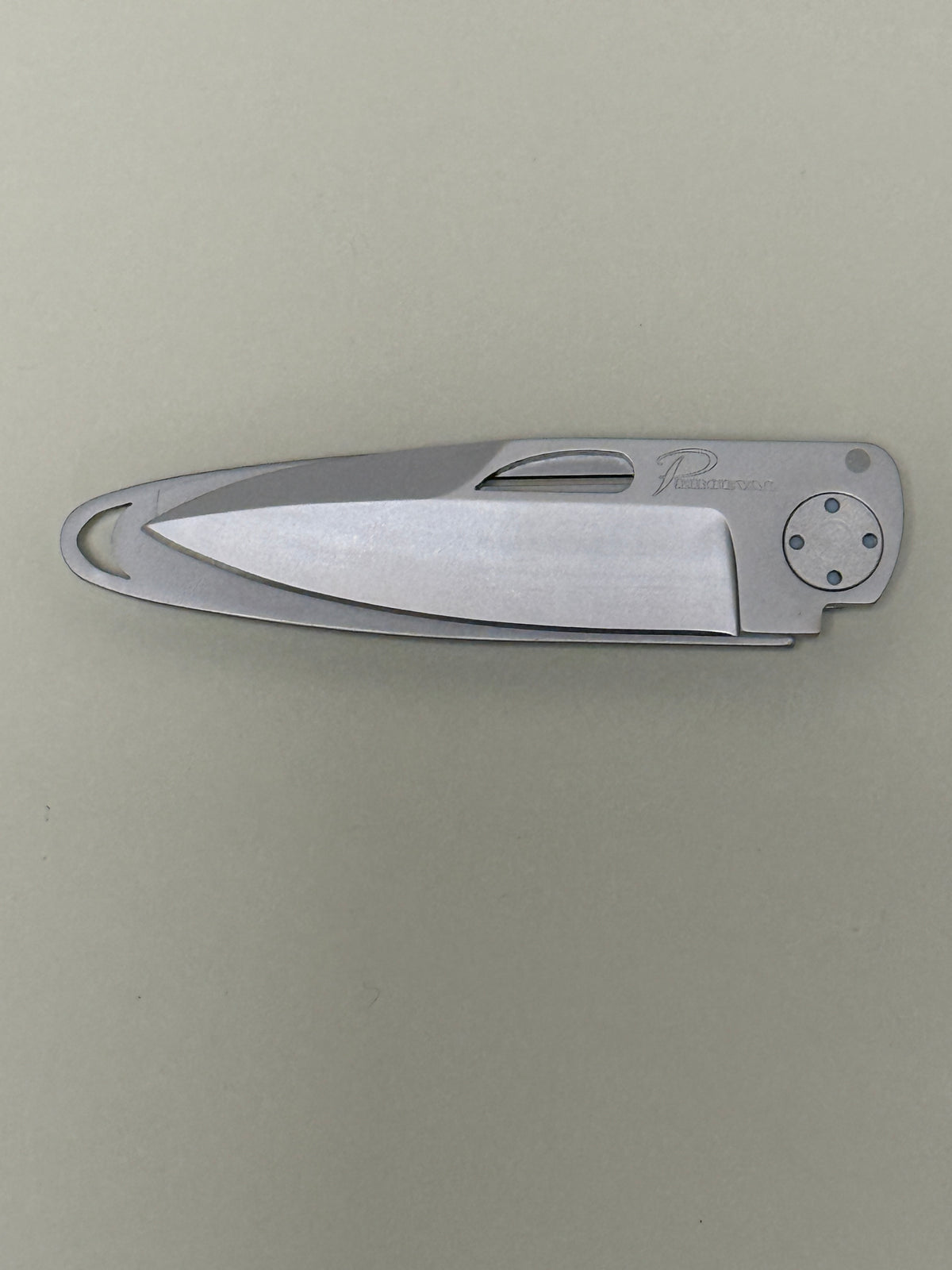 Couteau T45 extra-plat et léger Perceval (fabriqué en France) gravé CRAJ