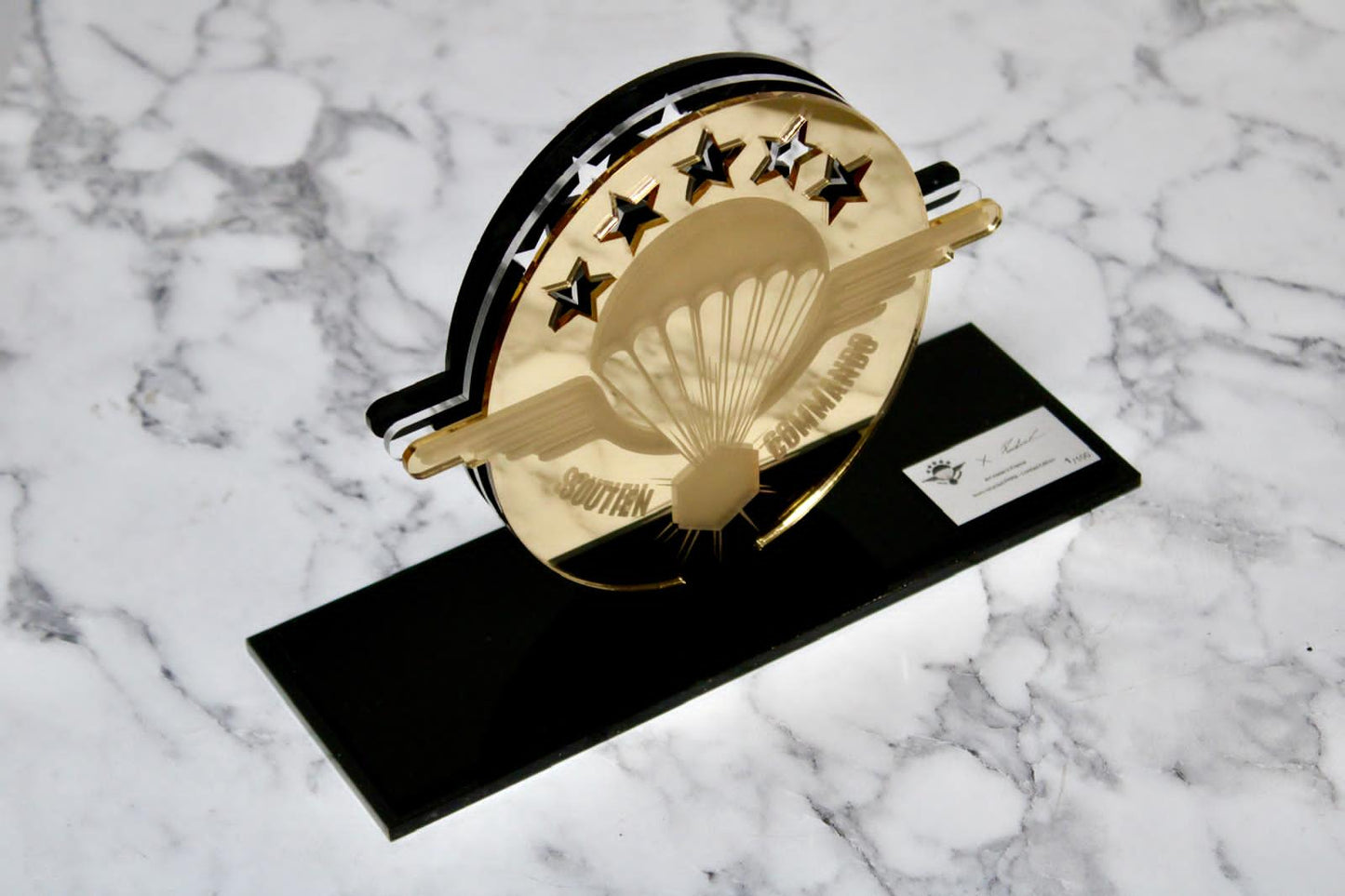 Sculpture Soutien Commando, numérotée, fabriquée en France