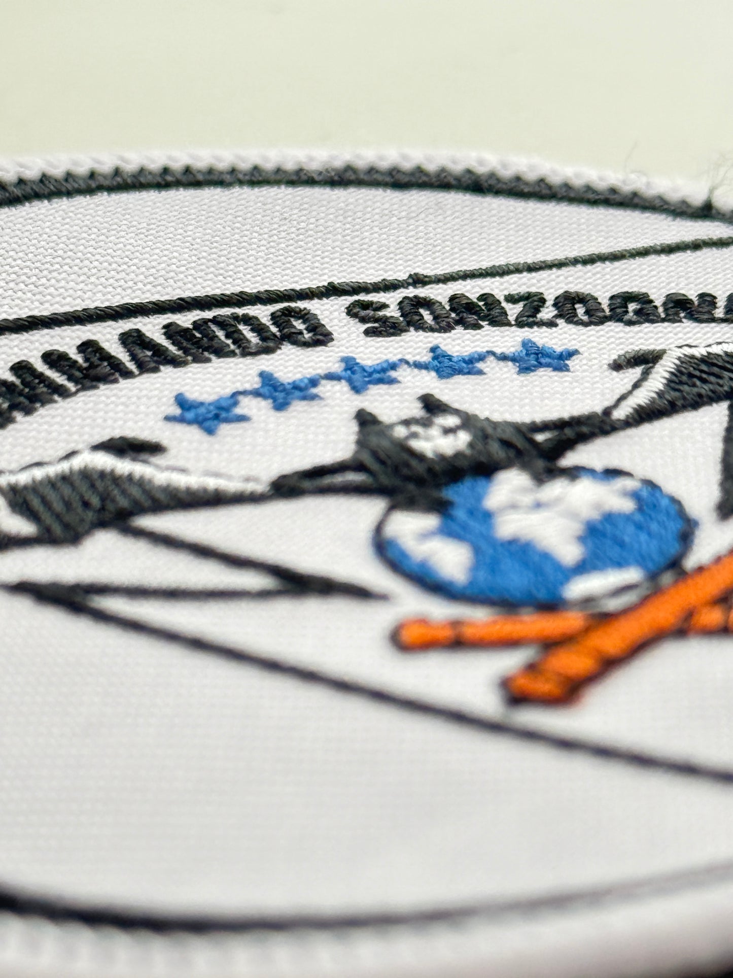 NOUVEAU Patch Commando Sonzogni (GCP 35ème RAP) Blanc Brodé