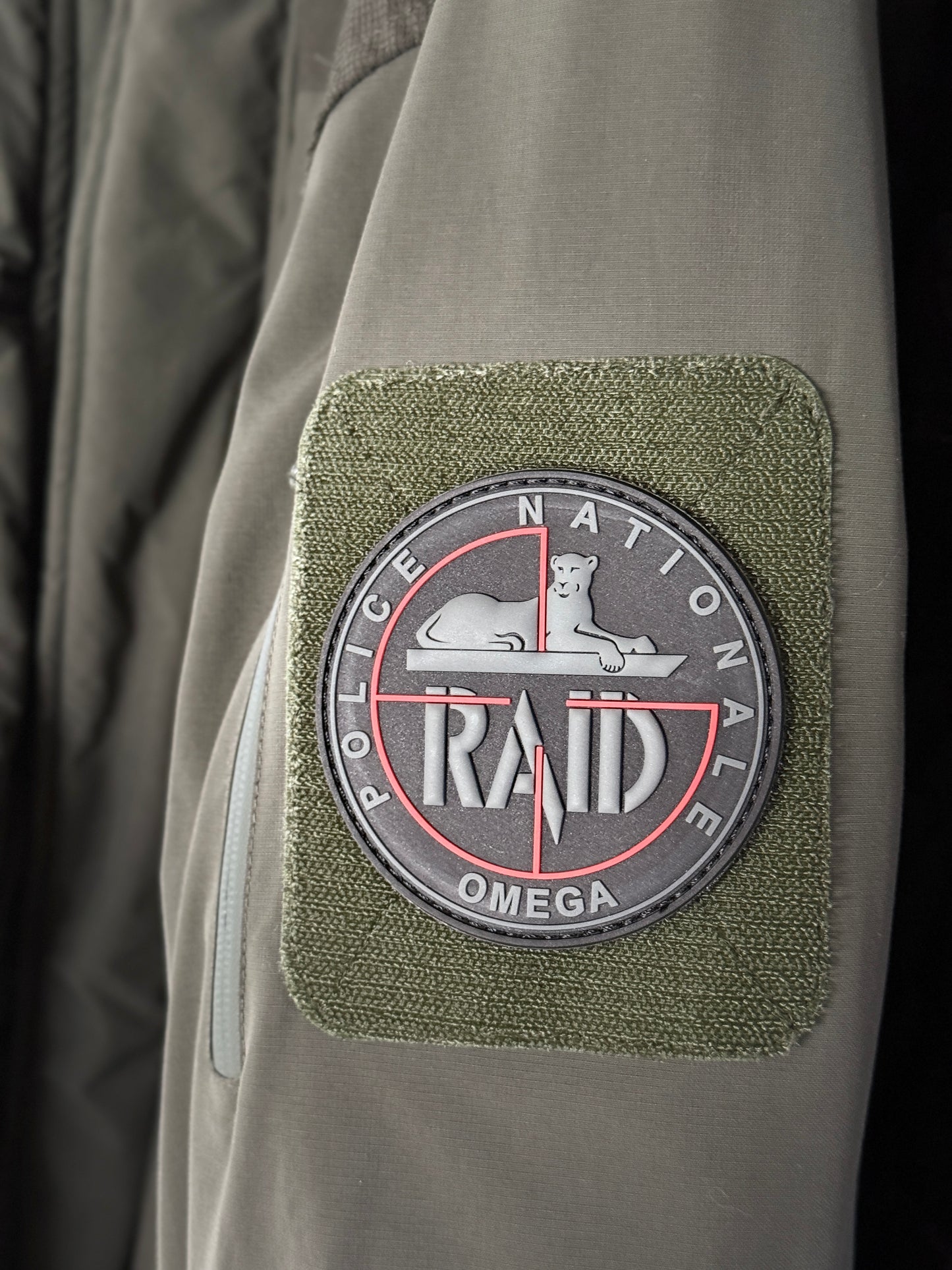 Patch Omega Black (PVC) ofisiel RAID