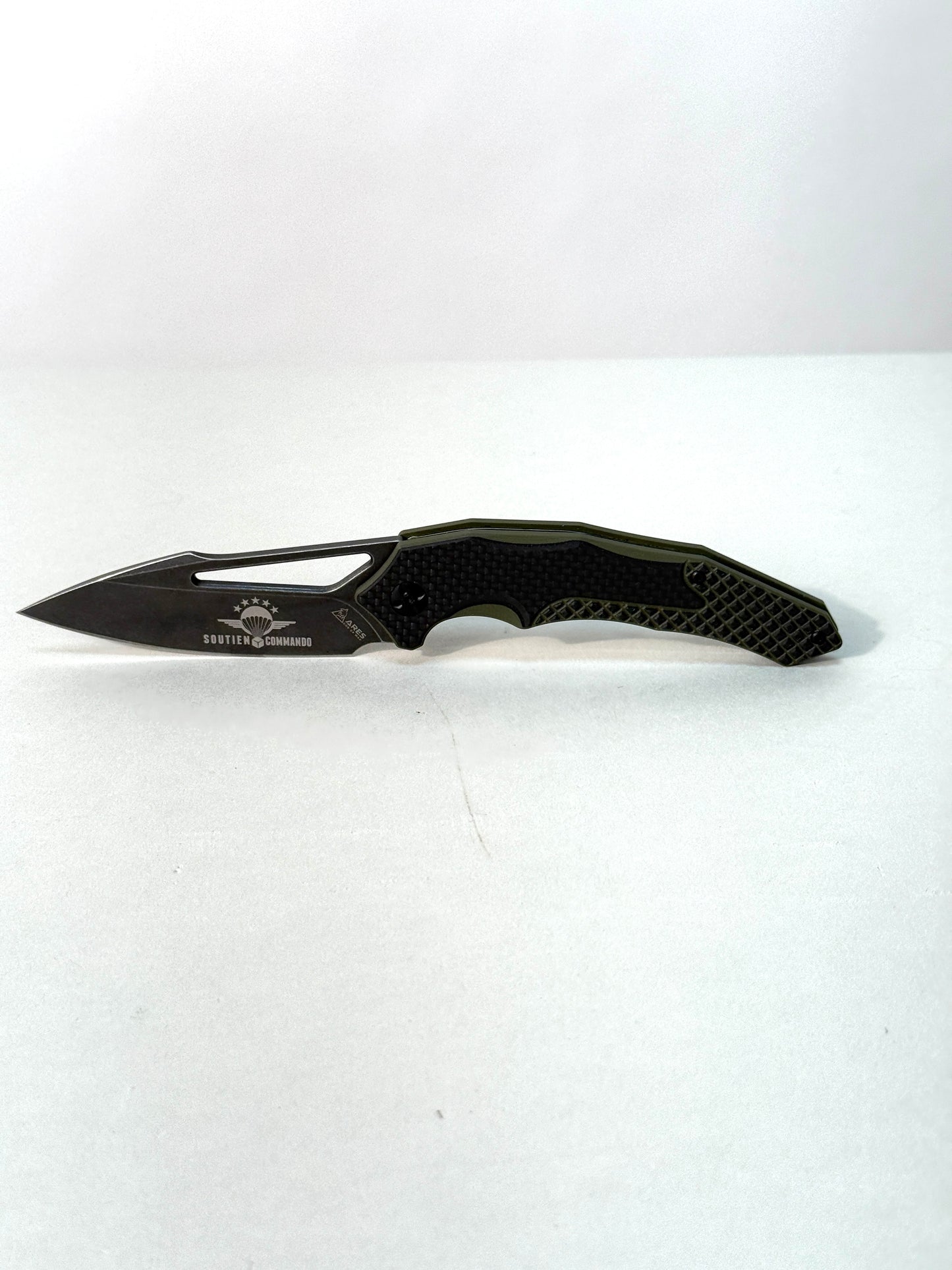 COUTEAU JAGUAR gravé Soutien Commando