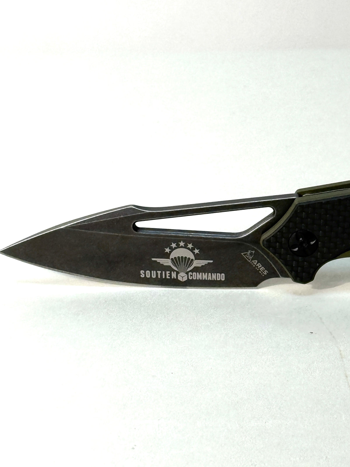 COUTEAU JAGUAR gravé Soutien Commando