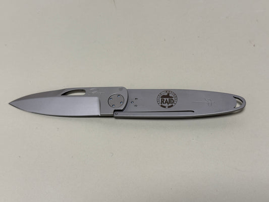 Couteau T45 extra-plat et léger Perceval (fabriqué en France) gravé RAID