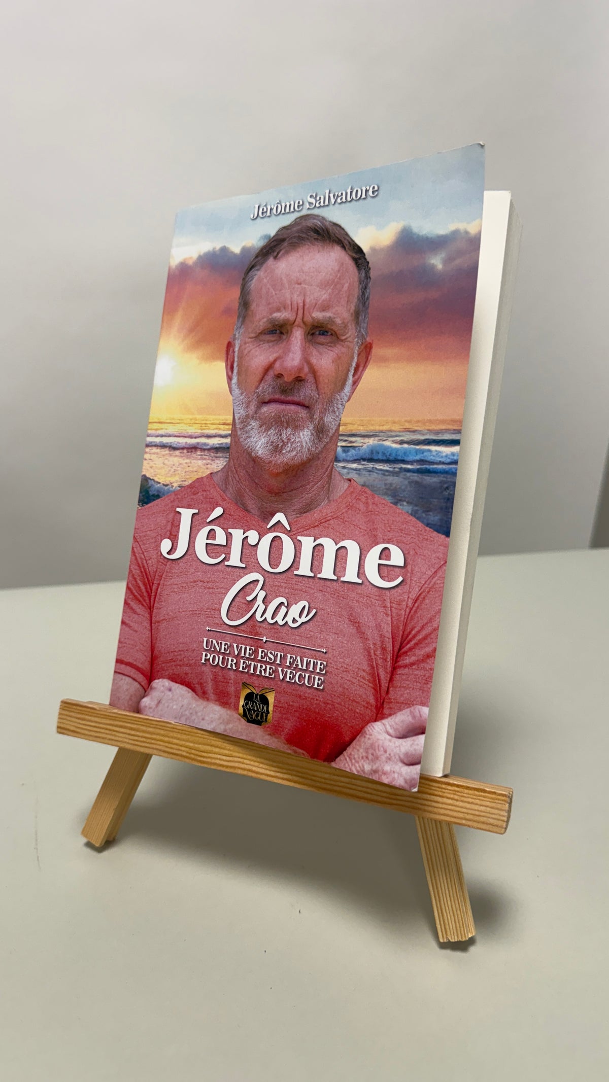 Livre "Jérôme : Crao : une vie est faite pour être vécue"  ancien opérateur du 1er RPIMa éditions La grande vague